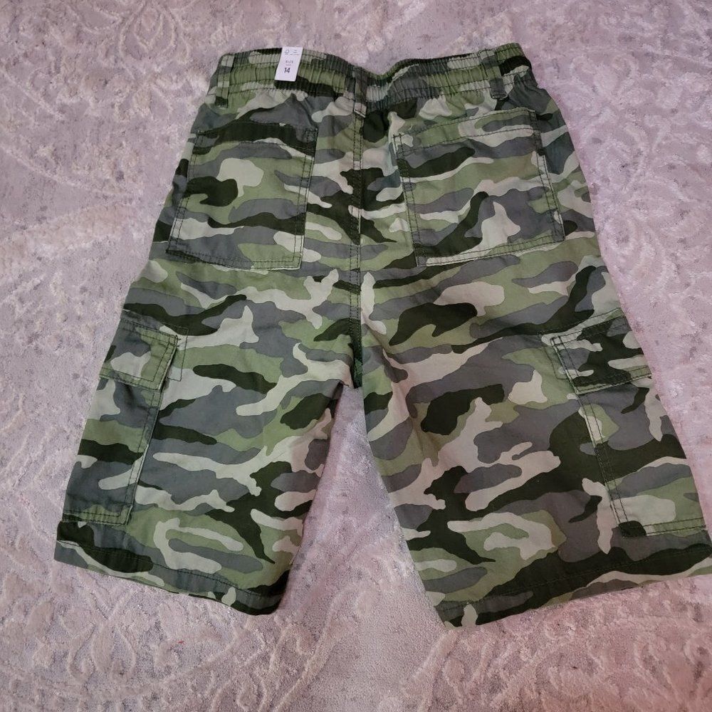 Children's Place Tactical Cargo Long Shorts Olive Camo Size 14 - Picture 9 of 9
